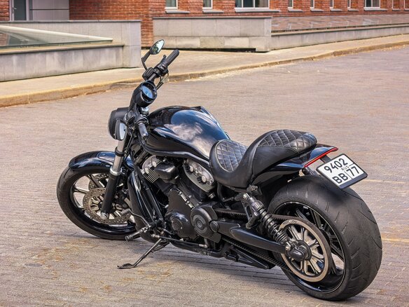 2006 Harley-Davidson V-Rod, чёрный, 1190000 рублей - вид 5