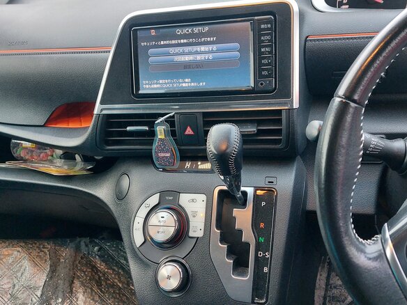 2017 Toyota Sienta II, синий, 1590000 рублей - вид 8