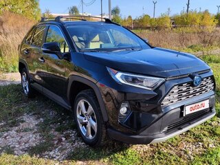 2021 Toyota RAV4 V (XA50), чёрный, 3100000 рублей, вид 1