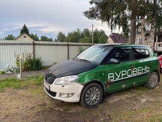 2011 Skoda Fabia II Рестайлинг, зелёный, 200000 рублей, вид 1