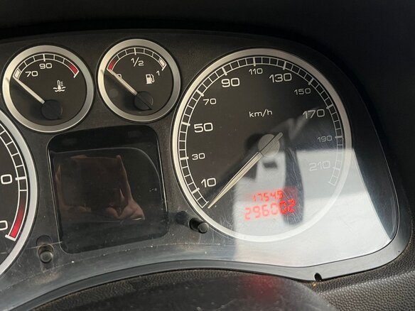 2002 Peugeot 307 I, серый, 320000 рублей - вид 9