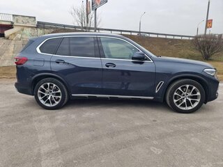 2019 BMW X5 30d IV (G05/G18), серый, 5450000 рублей, вид 2