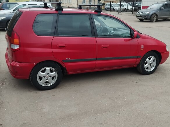 1999 Mitsubishi Space Star I, красный, 350000 рублей - вид 1