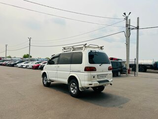 1991 Mitsubishi Delica III, белый, 979000 рублей, вид 4