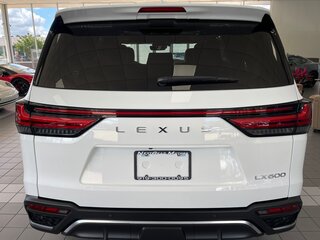 2026 Lexus LX 600 IV, белый, 18620972 рублей, вид 3