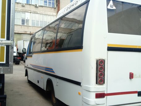 1993 Mercedes-Benz Vario, белый, 720000 рублей, вид 2