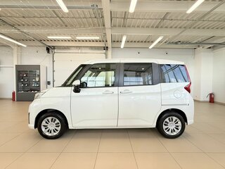 2019 Toyota Roomy I, белый, 1079000 рублей, вид 3