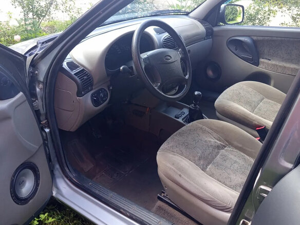 2010 Lada (ВАЗ) Kalina I, серый, 220000 рублей - вид 6