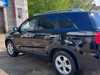 2015 Kia Sorento II Рестайлинг, чёрный, 1650000 рублей, вид 3