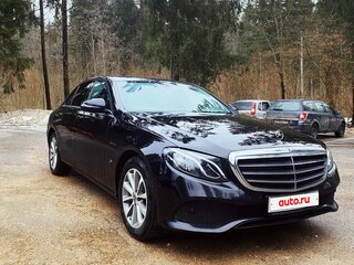 2018 Mercedes-Benz E-Класс 200 V (W213, S213, C238), чёрный, 2050000 рублей, вид 2