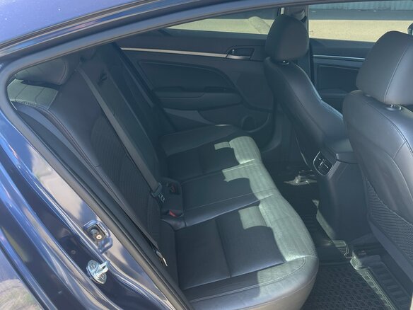 2017 Hyundai Elantra VI (AD), синий, 2100000 рублей - вид 5