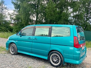2000 Nissan Serena II (C24), зелёный, 600000 рублей, вид 1