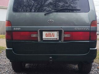 1997 Toyota Granvia I, серый, 1120000 рублей, вид 3