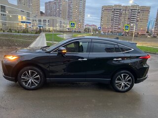 2021 Toyota Harrier IV (XU80), чёрный, 4000000 рублей, вид 3