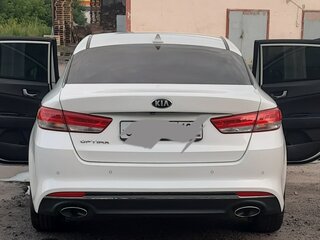 2017 Kia Optima IV, белый, 2050000 рублей, вид 4