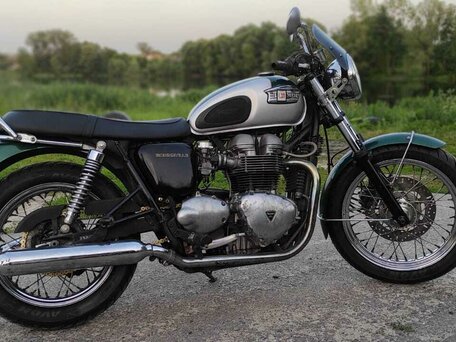 2002 Triumph Bonneville, зелёный, 450000 рублей, вид 1