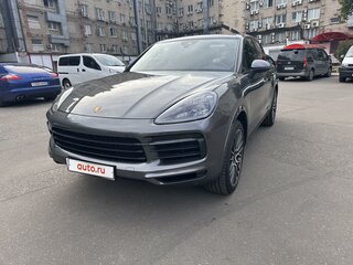 2021 Porsche Cayenne III, серый, 8900000 рублей, вид 1