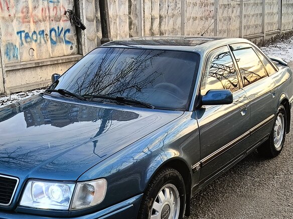 1990 Audi 100 IV (C4), синий, 700000 рублей - вид 2