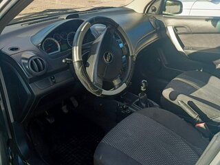 2011 Chevrolet Aveo I Рестайлинг, серебристый, 540000 рублей, вид 3