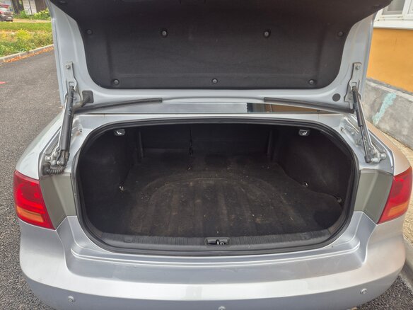 2006 Kia Magentis II, серебристый, 500000 рублей - вид 8