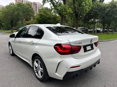 2023 BMW 1 серии 120i III (F52) Рестайлинг, белый, 1891699 рублей, вид 5