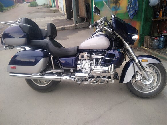 2000 Honda Valkyrie 1500, синий, 770000 рублей
