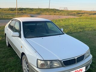 1999 Nissan Bluebird QG18 XI (U14), белый, 290000 рублей, вид 2