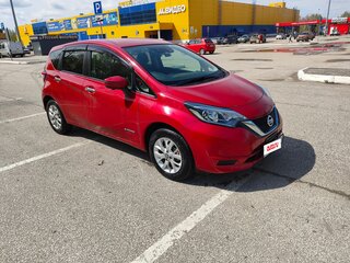 2019 Nissan Note e-Power II Рестайлинг, красный, 1370000 рублей, вид 2
