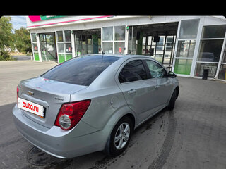 2014 Chevrolet Aveo II, серебристый, 1150000 рублей, вид 3