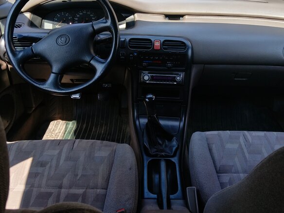 1992 Mazda 626 IV (GE), пурпурный, 150000 рублей - вид 6
