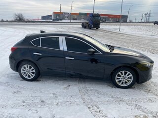 2018 Mazda Axela III Рестайлинг, чёрный, 1399999 рублей, вид 4