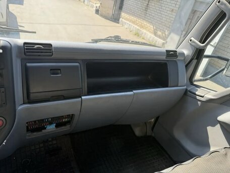 2015 Fuso (Mitsubishi) Canter, белый, 1800000 рублей, вид 4