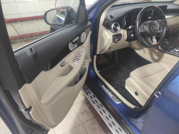 2018 Mercedes-Benz GLC Coupe 300 I (C253), синий, 4250000 рублей - вид 10