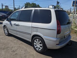 2009 Peugeot 807 I Рестайлинг, серебристый, 695000 рублей, вид 4