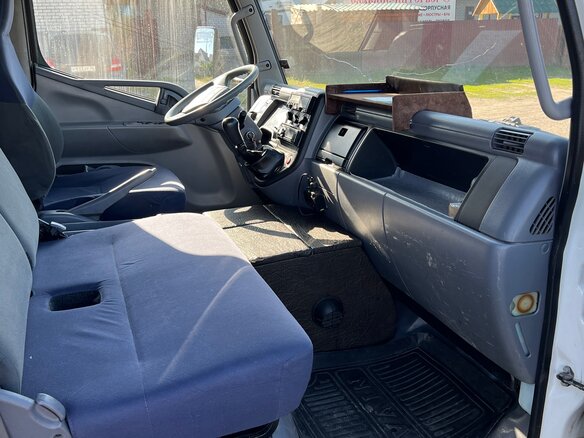 2017 Fuso (Mitsubishi) Canter, белый, 2390000 рублей - вид 15