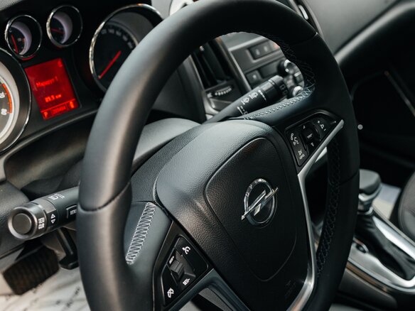 2011 Opel Astra J, чёрный, 950000 рублей - вид 14