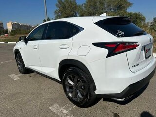 2017 Lexus NX 200t I, белый, 3800000 рублей, вид 3