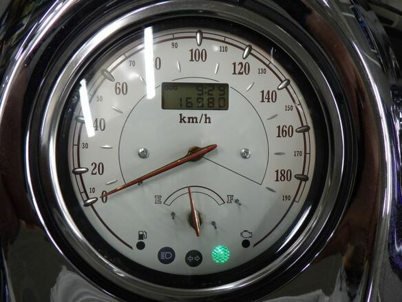 2004 Yamaha XV 1700 Road Star, белый, 700000 рублей - вид 7