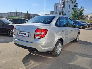 2026 Lada (ВАЗ) Granta I Рестайлинг, серебристый, 1151900 рублей, вид 5