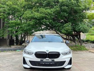 2022 BMW 1 серии 120i III (F52) Рестайлинг, белый, 1720000 рублей, вид 2