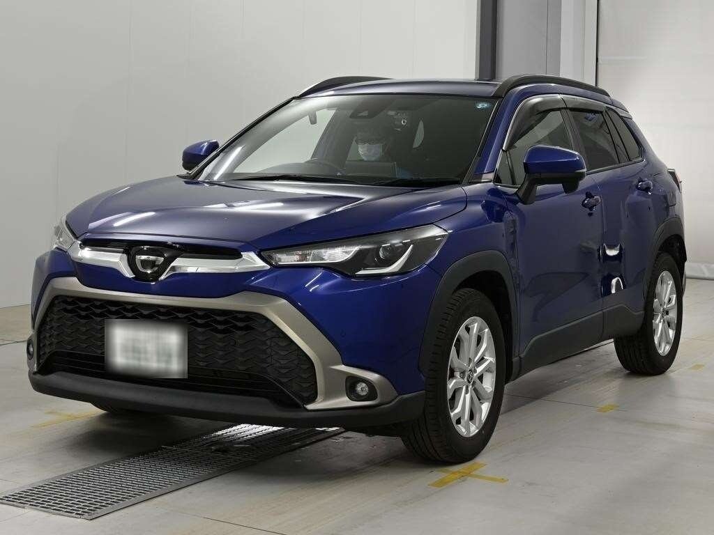 Открыть фотографии: Toyota Corolla Cross I