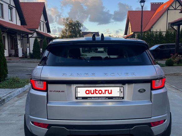 2018 Land Rover Range Rover Evoque I Рестайлинг, серебристый, 2220000 рублей - вид 12