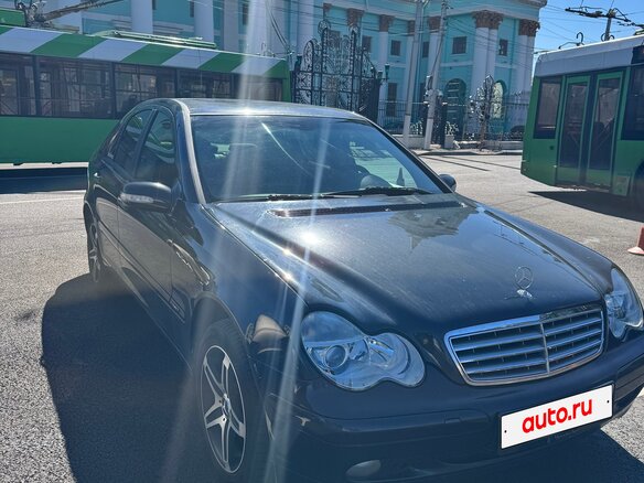 2004 Mercedes-Benz C-Класс 180 II (W203), синий, 699000 рублей - вид 4