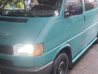 1995 Volkswagen Caravelle T4, зелёный, 430000 рублей, вид 2