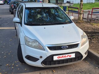2010 Ford Focus II Рестайлинг, белый, 360000 рублей, вид 2