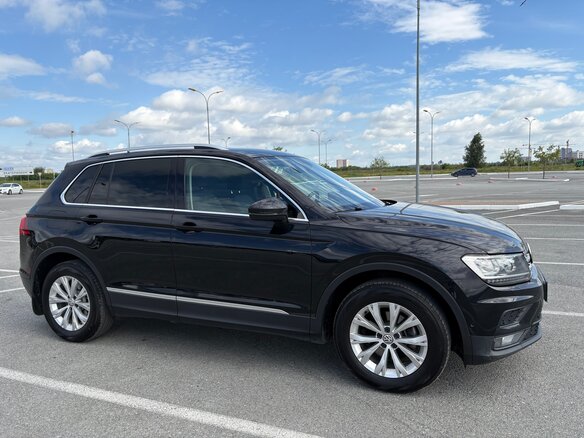 2018 Volkswagen Tiguan II, чёрный, 1950000 рублей - вид 5