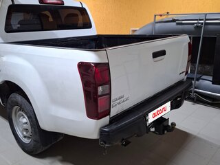 2017 Isuzu D-Max II, белый, 1820000 рублей, вид 5