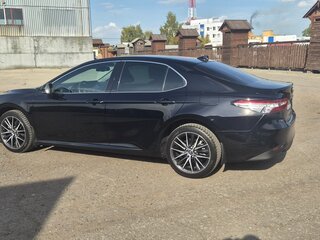 2022 Toyota Camry VIII (XV70) Рестайлинг, чёрный, 4090000 рублей, вид 5