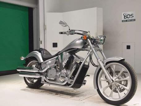 2010 Honda VT 1300CX Fury, серебристый, 810000 рублей, вид 2