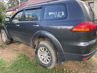 2011 Mitsubishi Pajero Sport II, серый, 1450000 рублей, вид 2